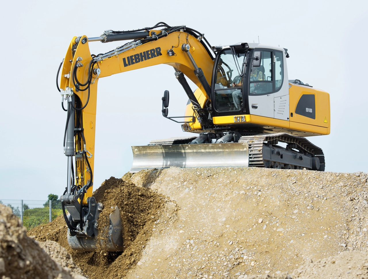 R 918 Litronic - Liebherr
